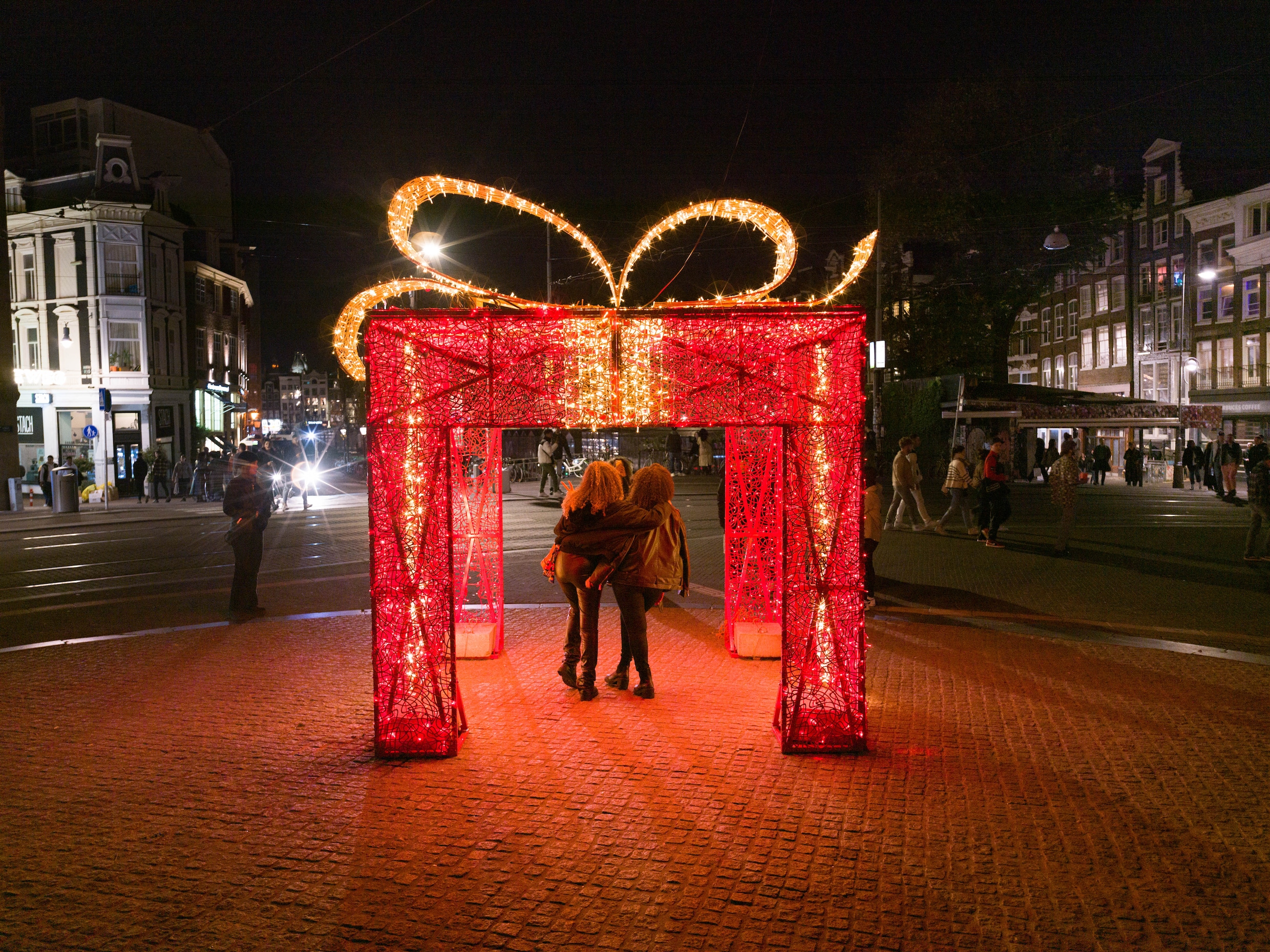 Kerstverlichting uit? Dat wil lang niet iedereen ‘Het vergroot in de