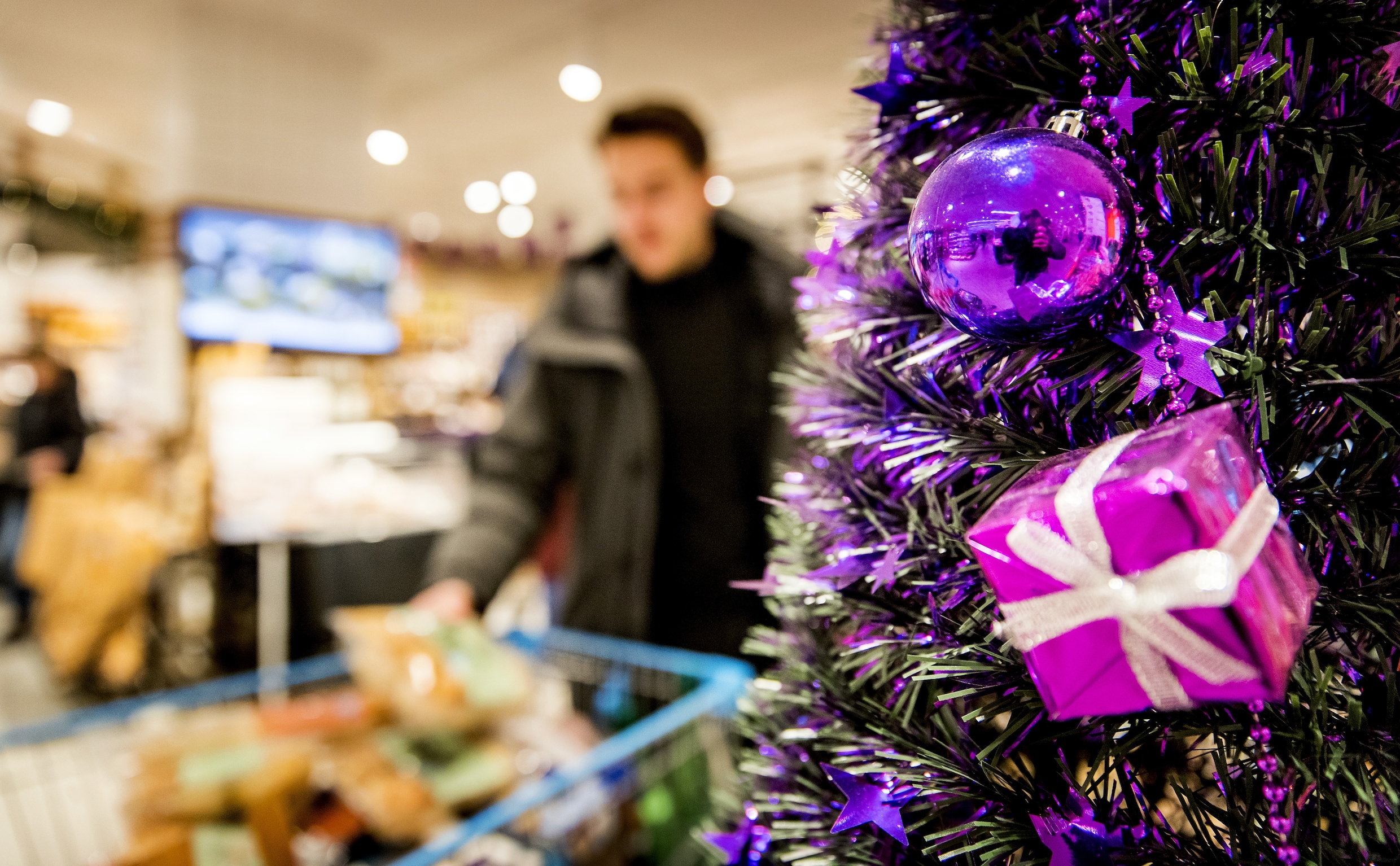 Deze winkels in Amsterdam zijn ‘gewoon’ open op eerste kerstdag Het Parool