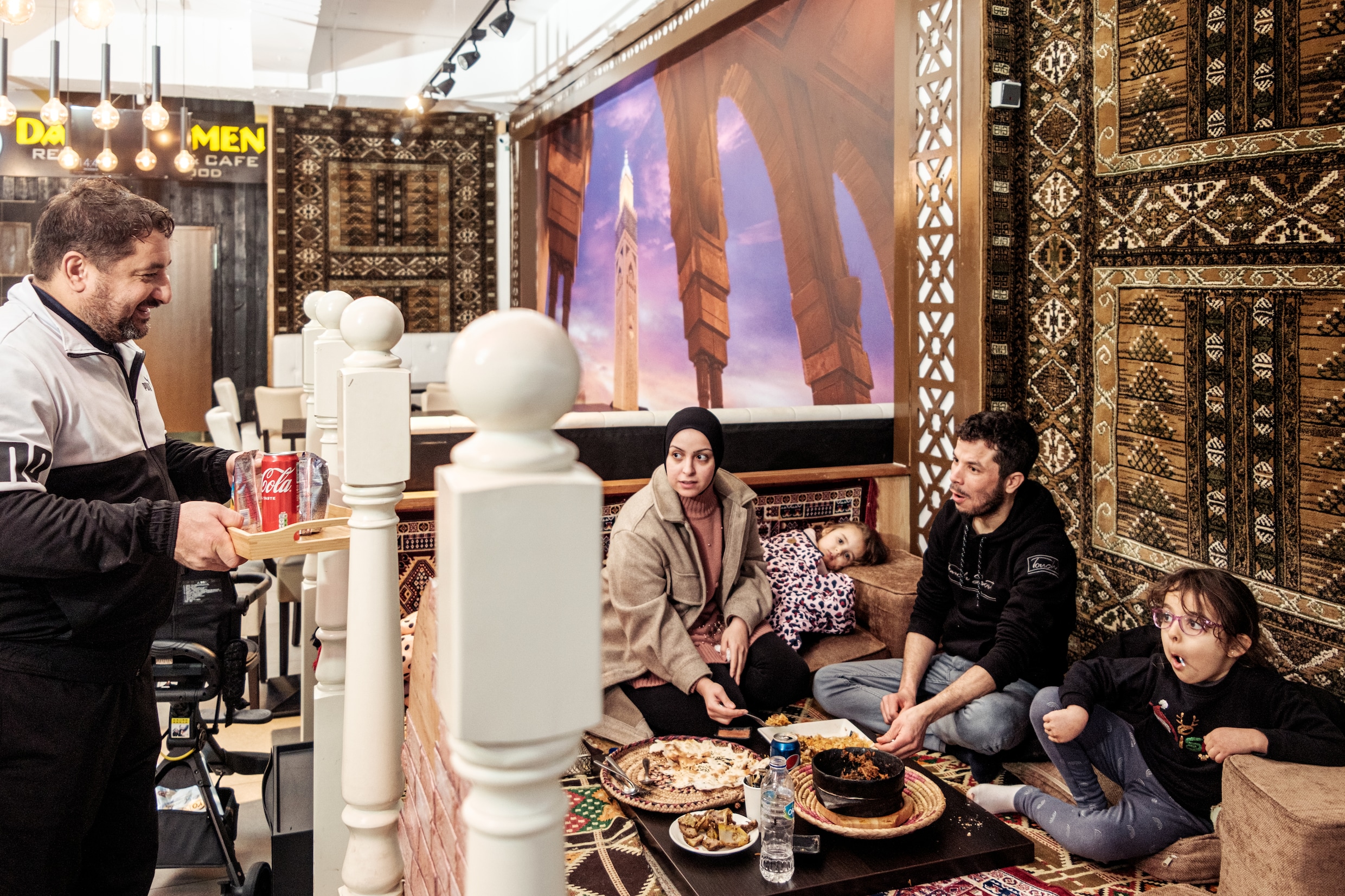 Amsterdam is met Dar al Yemen een Jemenitisch restaurant rijker | Het ...