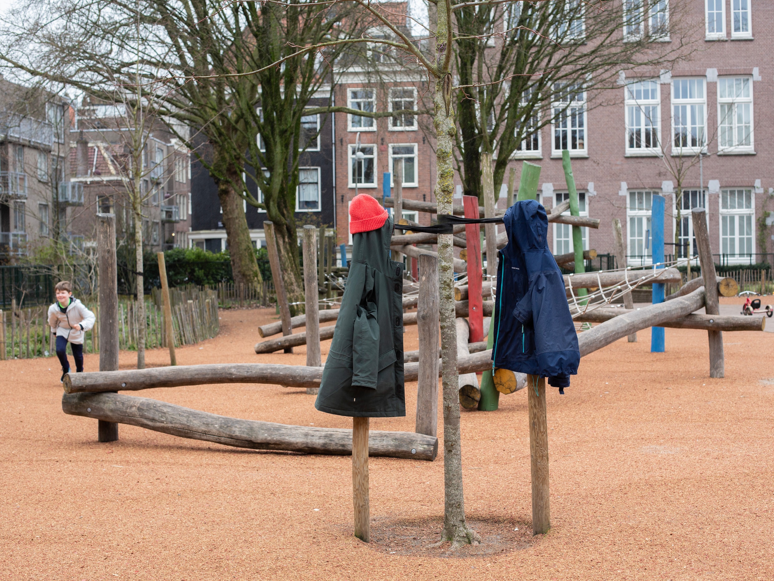 Klimmen, glijden, klauteren: 9 leuke speeltuinen in Amsterdam | Het Parool