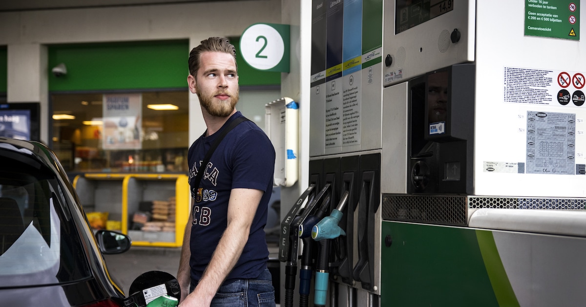 Kabinet Legt Zich Neer Bij Hogere Benzineprijs, Tanken Vanaf 1 Juli ...