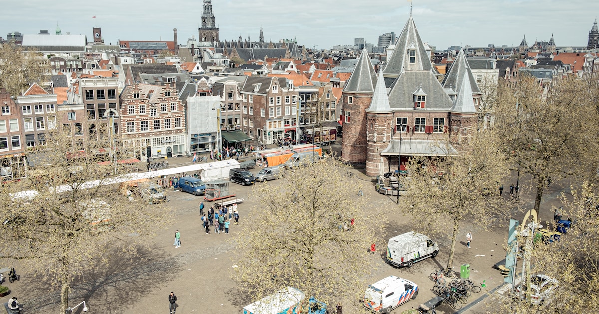 Opinie: ‘Mijn moeder is een echte Amsterdamse, gezellig samen fietsen zit er niet in’