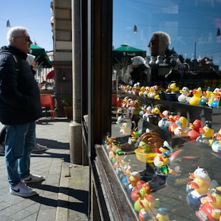 Are Amsterdam rubber duck shops all money laundering fronts or is that a cliché? 'I still have questions about some shops'