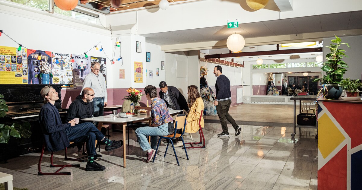 Buurthuis De Bol Is Een Nieuwe Huiskamer Voor Bewoners Van