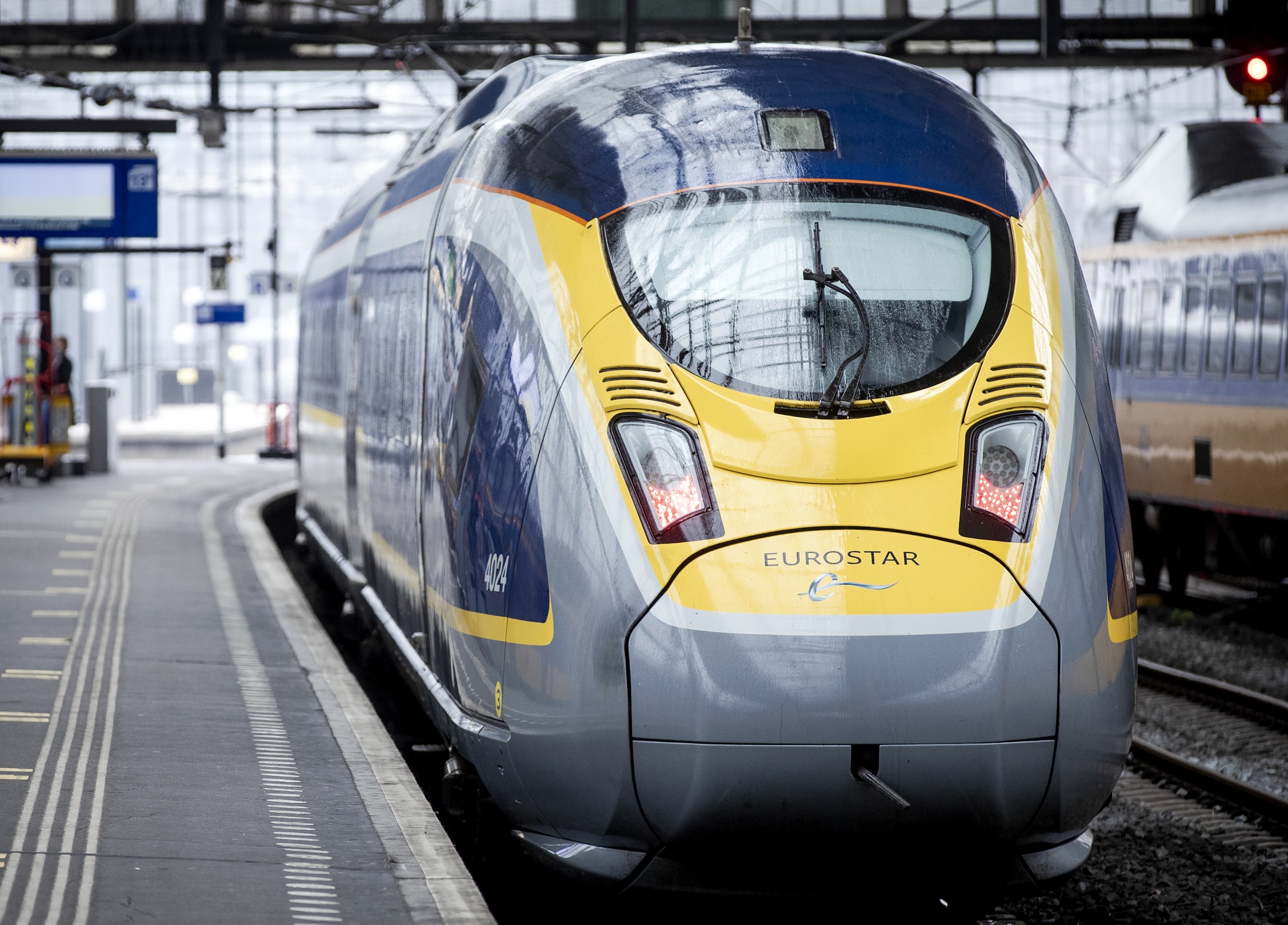 Geheim rapport: Eurostar had vanaf Amsterdam kunnen blijven rijden ...