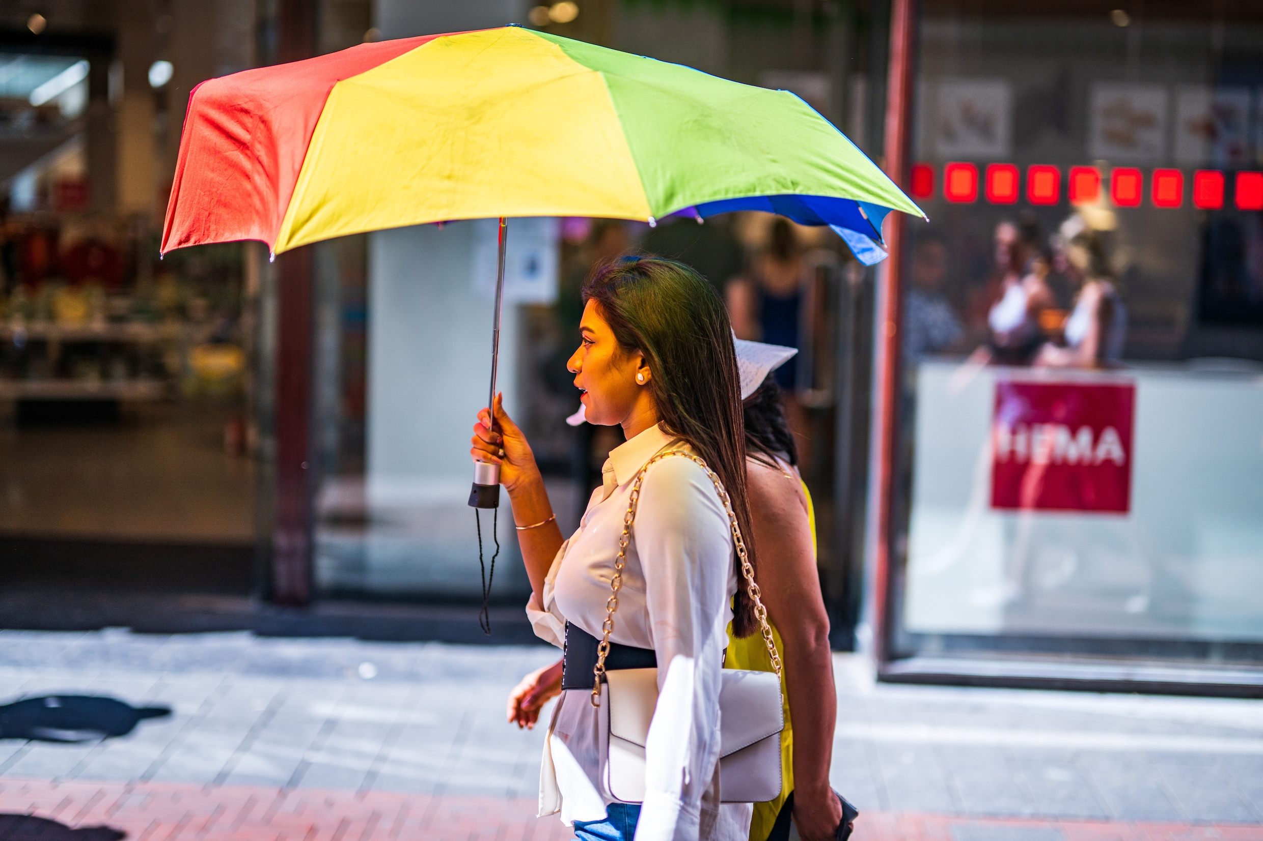 Hitte in de stad waarom voelt het in Amsterdam warmer? Het Parool