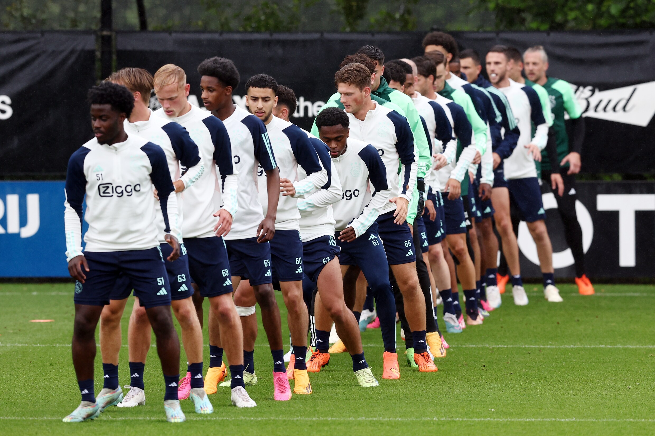 Ajax europees trainingsbroek outlet