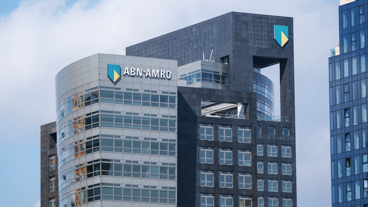 Nederlandse staat bouwt belang in ABN AMRO verder af | Het Parool
