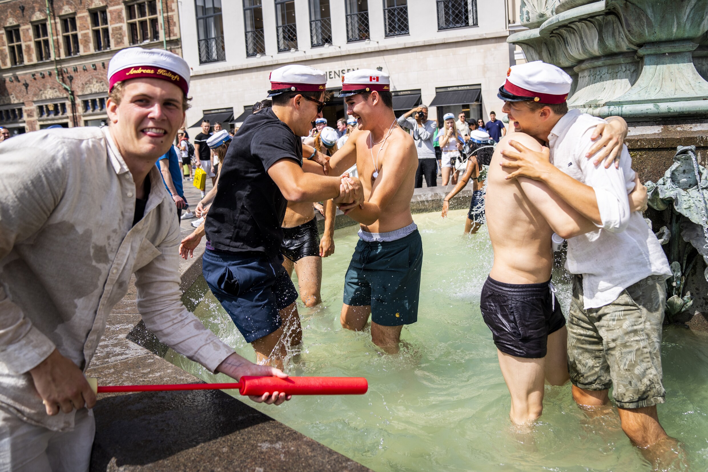 UvA wil internationale studenten weren, in Kopenhagen zijn ze er juist ...