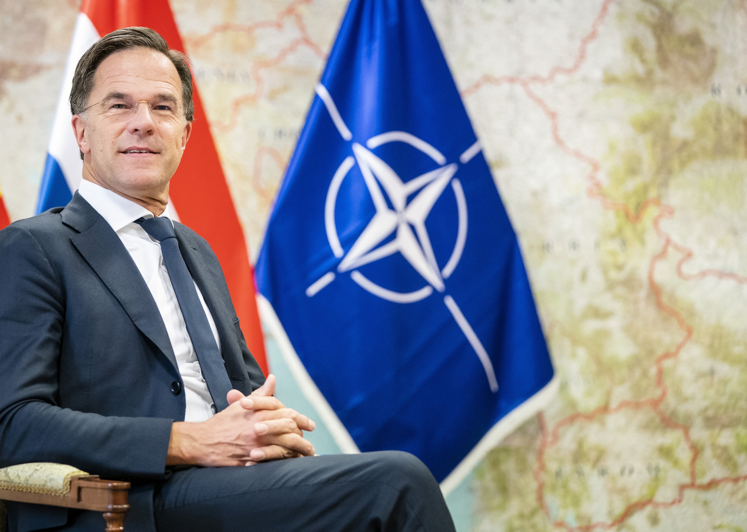 Rutte langer in spanning ‘Besluit Navobaas op lange baan’ Het Parool
