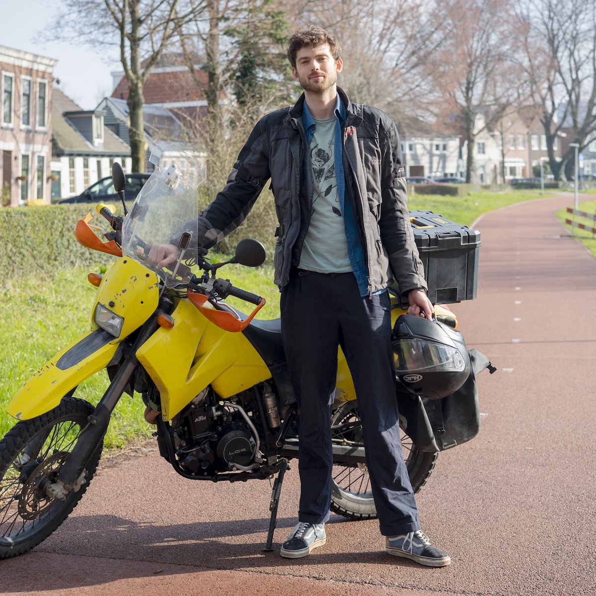 Deze vier jonge Amsterdammers kochten een motor Het is ook een