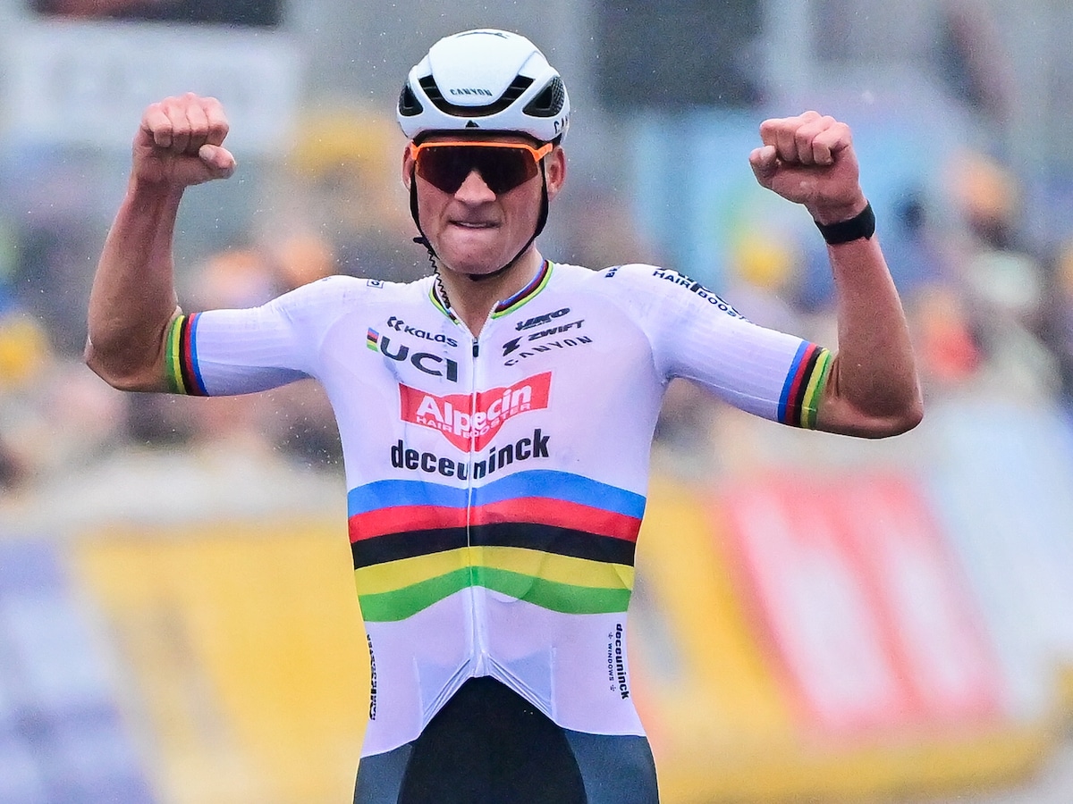 Mathieu van der Poel wint E3 Classic na knappe solo, Wout van Aert komt ten  val | Het Parool