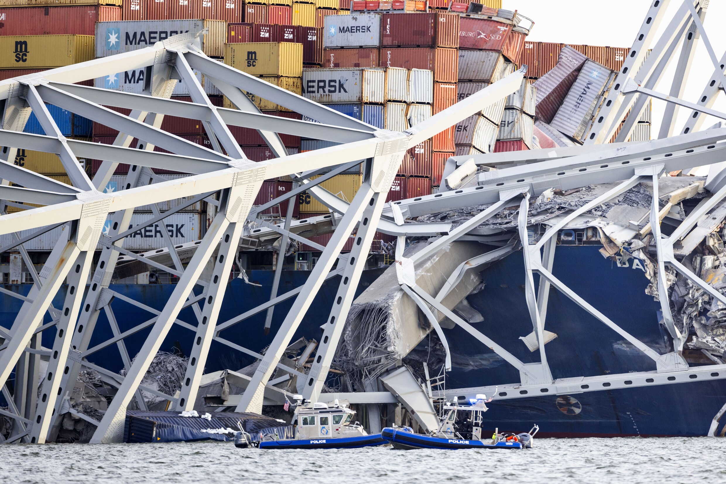 Kilometerslange brug in Baltimore volledig ingestort, schip sloeg alarm ...