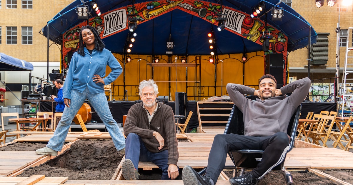 In het bruine café van Orkater mogen Amsterdammers hun hart luchten: ‘Het probleem is het falende sy