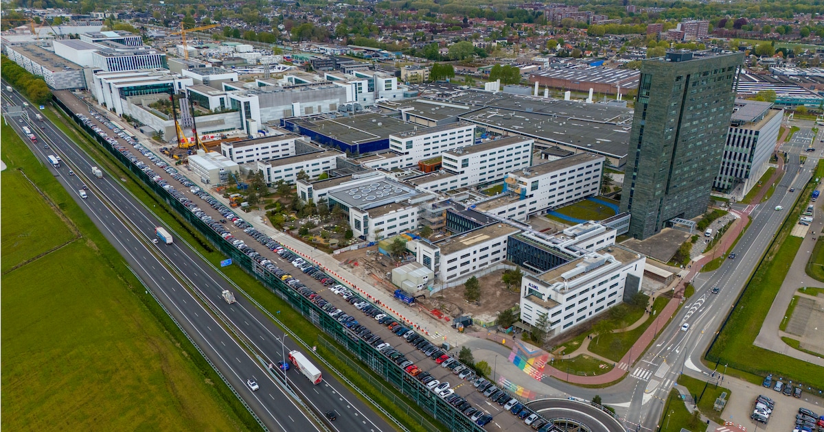 ASML kiest voor de regio Eindhoven: 20.000 banen erbij en bedrijf ...