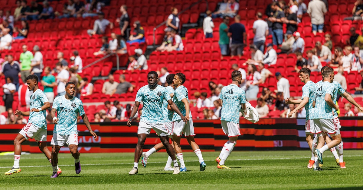 aanvoerder-steven-bergwijn-staat-weer-in