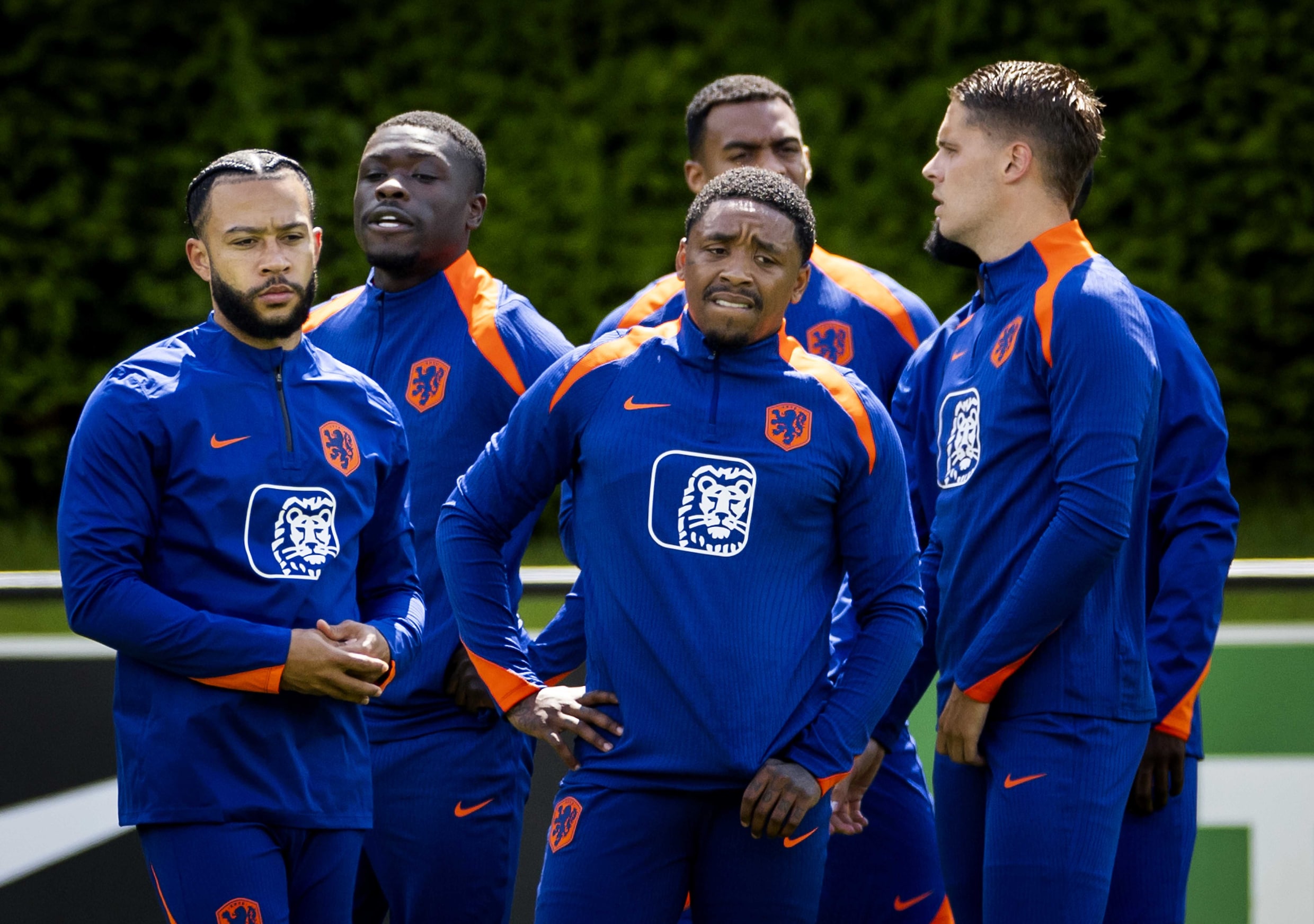 het-oranje-van-ronald-koeman-moet-misschien-maar-een-team-zijn-waar