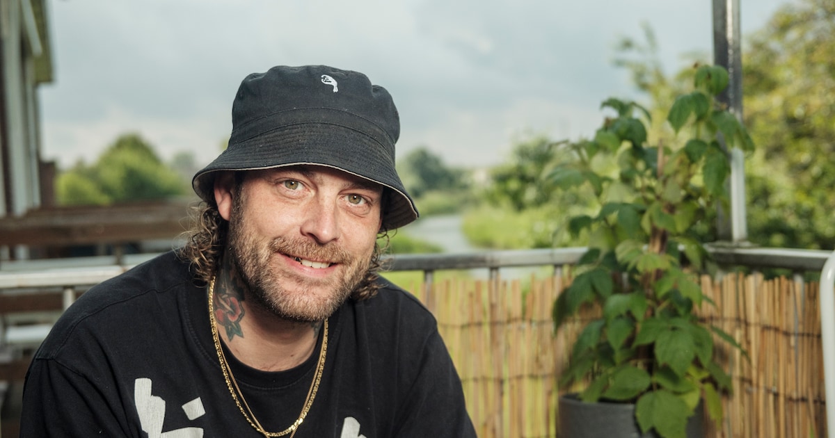 Ben de Boef trok op zijn 32ste weer bij zijn ouders in: ‘Mijn moeder ...