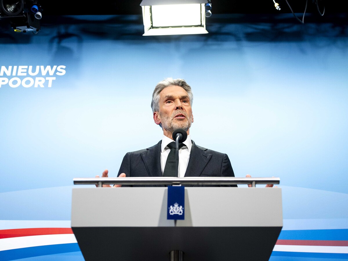 Premier Schoof had een 'bewogen' week, maar wuift kritiek weg: 'Geen amateurs in dit kabinet' | Het Parool