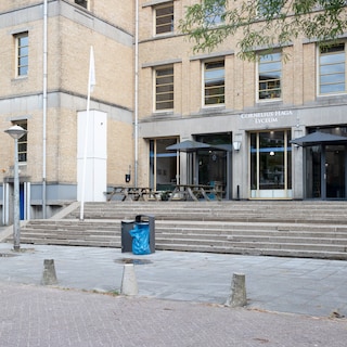 Education Inspectorate reports mismanagement at Cornelius Haga Lyceum: 'Poor educational quality continues'