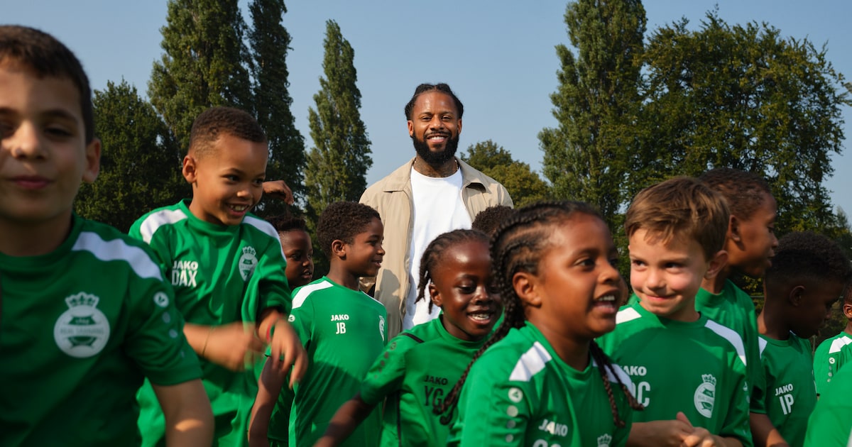 Oud-voetballer Jeremain Lens woont in misschien wel het grootste huis van Amsterdam: ‘Ik heb best ve