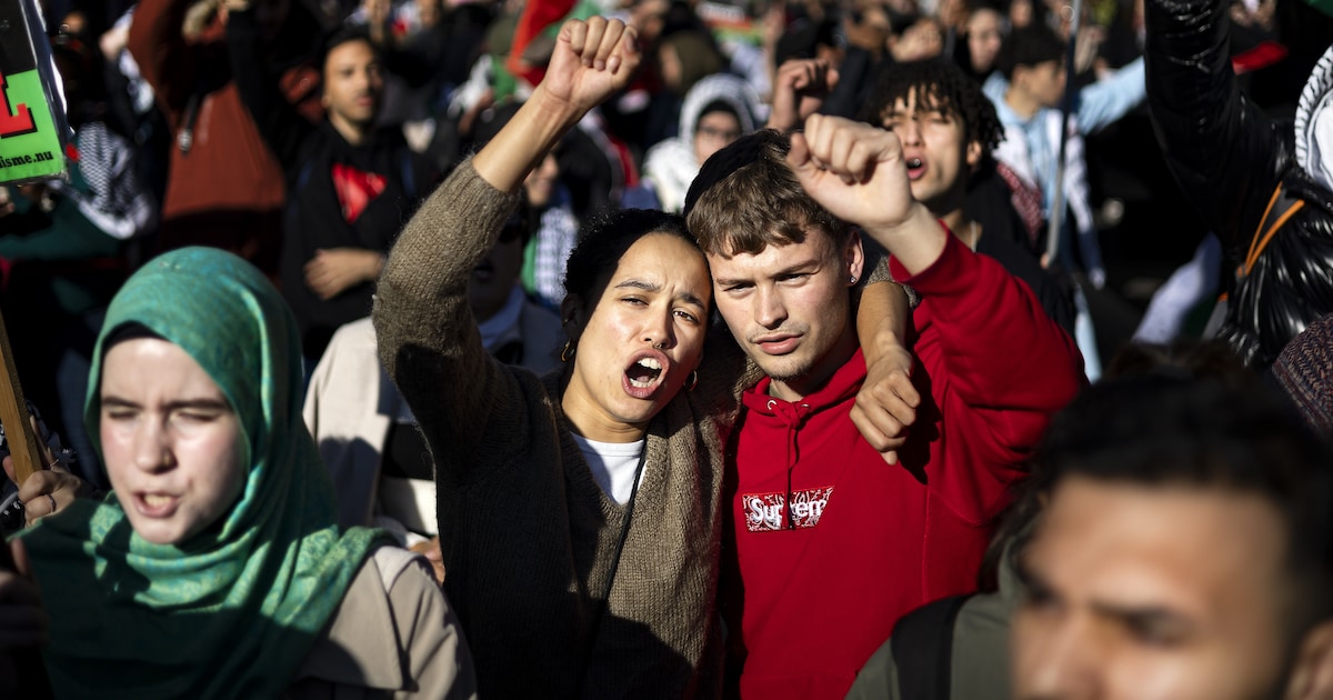 Protesten In Amsterdam En Andere Wereldsteden Tegen Oorlog In Het Midden Oosten Het Parool