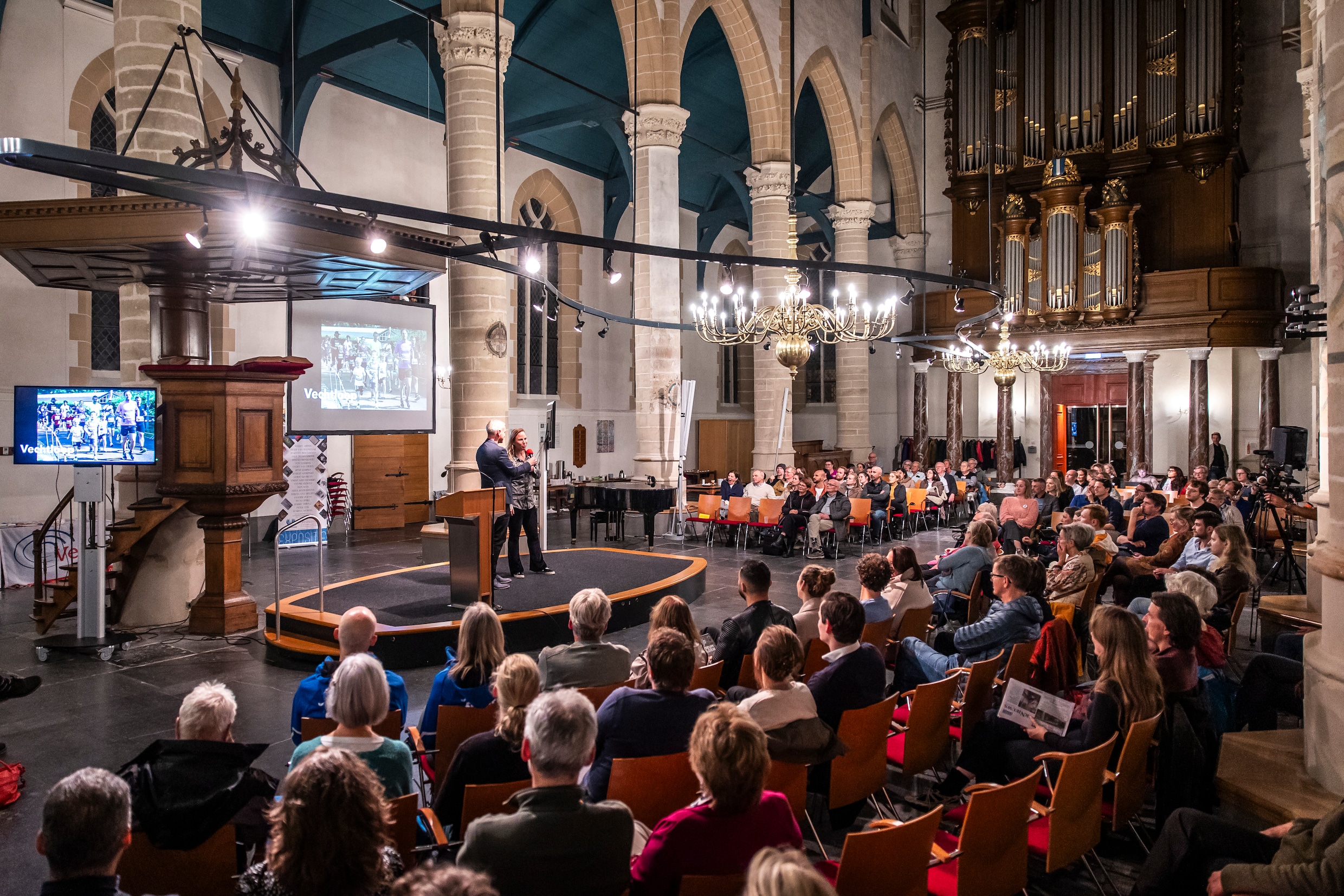 Ondanks kloof tussen oud en nieuw verwelkomt Weesp honderden nieuwe