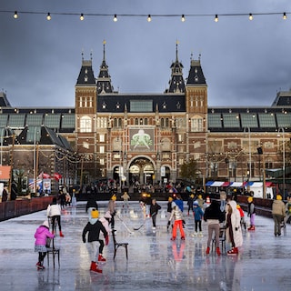 7 places to go ice skating in Amsterdam this winter