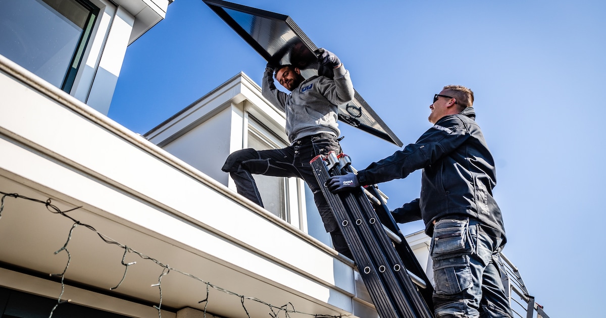 Dynamisch contract bespaart eigenaars zonnepanelen honderden euro’s per jaar Het Parool