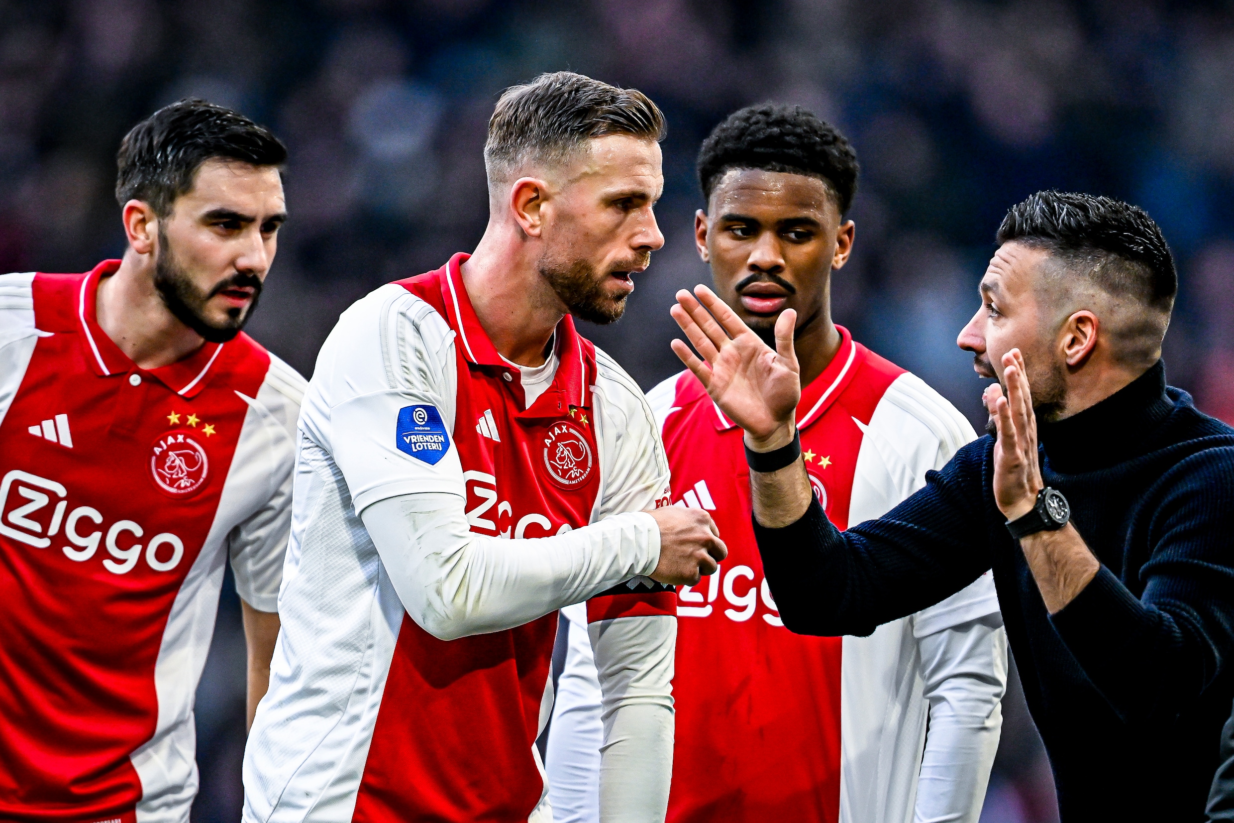 Jordan Henderson beschuldigt journalisten van liegen rond transfersoap ...