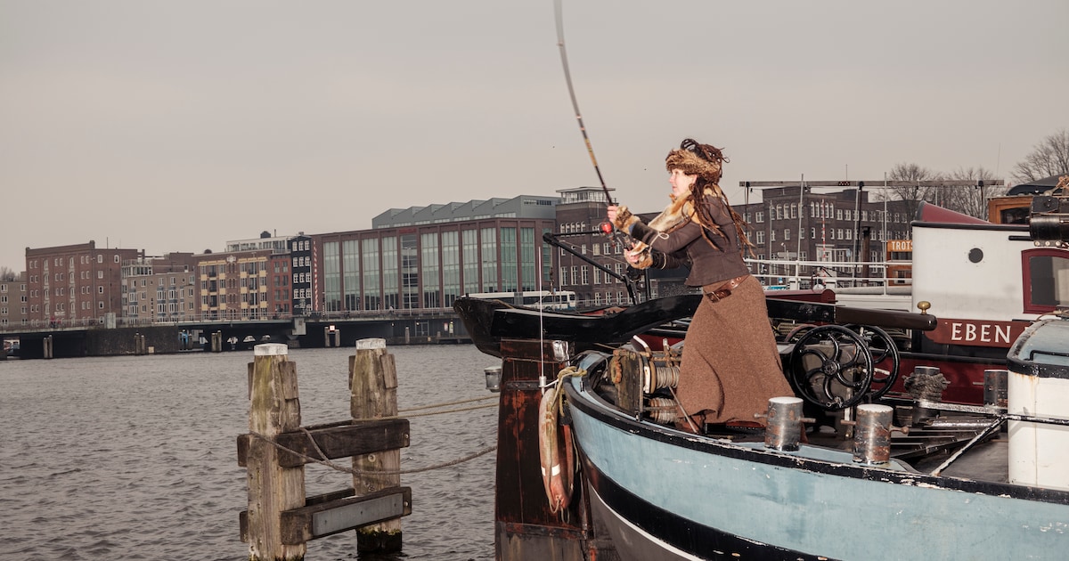 Amsterdamse Daan Leidt Innovatief Experiment: Drie Maanden als Jager-Verzamelaar in de Stad