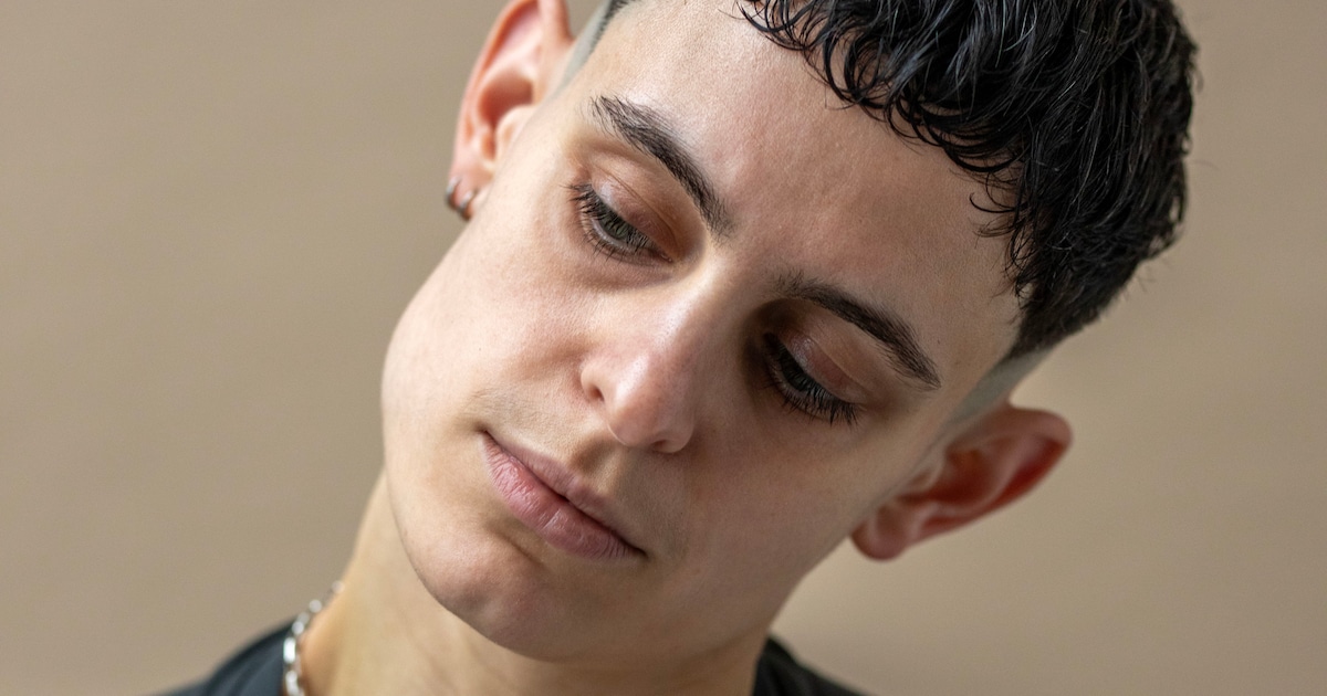 Acteur Thorn de Vries (29) over non-binariteit: ‘Je identiteit wordt een narratief, ik werd een soor