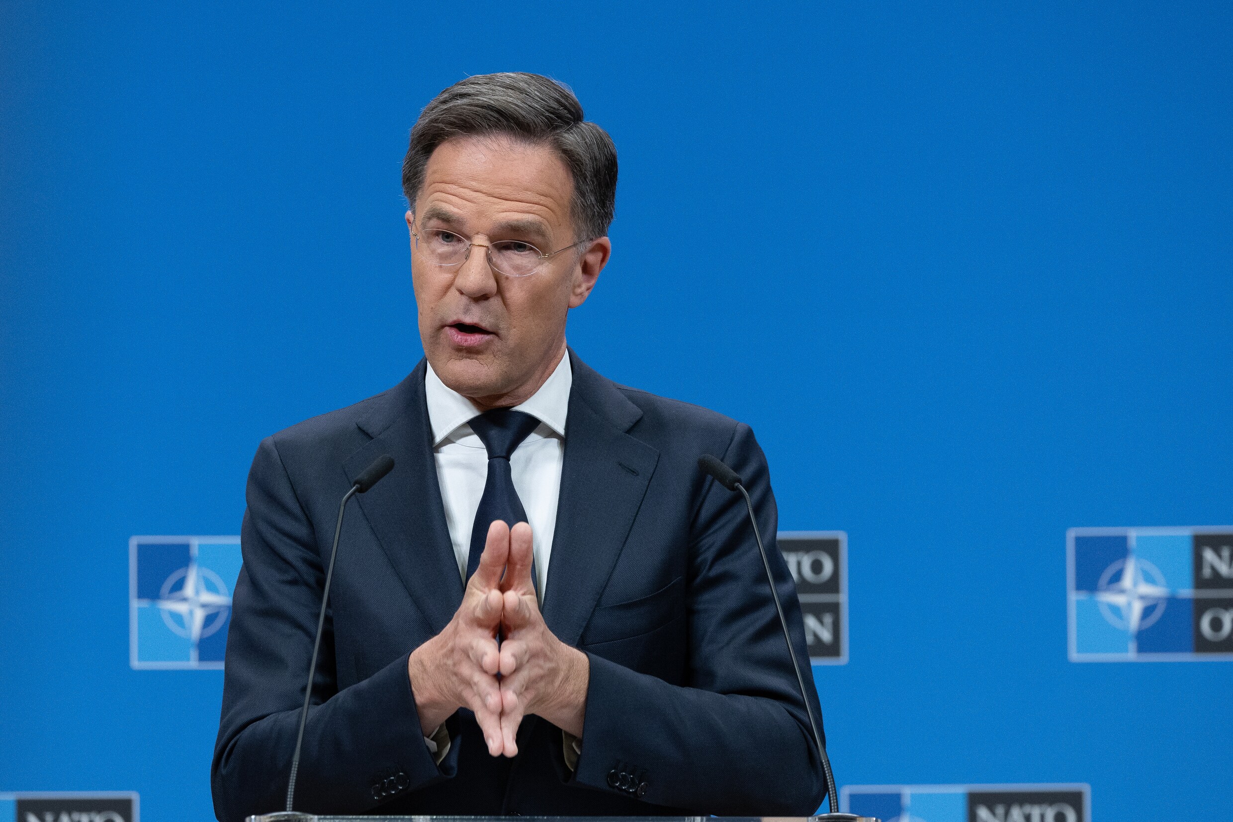 Rutte wil Navo-norm van 5 procent, maar deels breder besteden | Het Parool