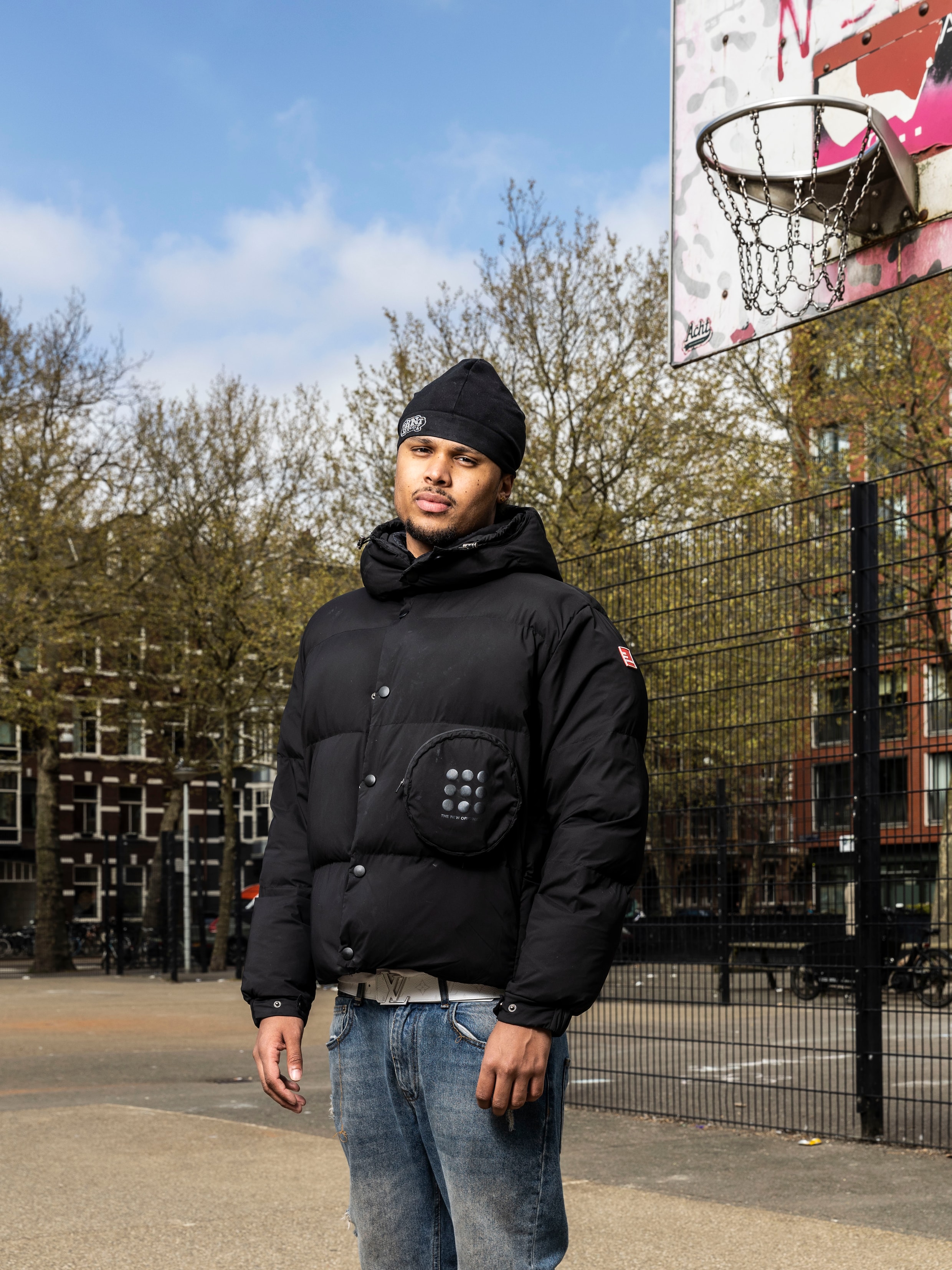 Door de ogen van rapper Lusho (25) is De Pijp een ongetemd stukje stad ...