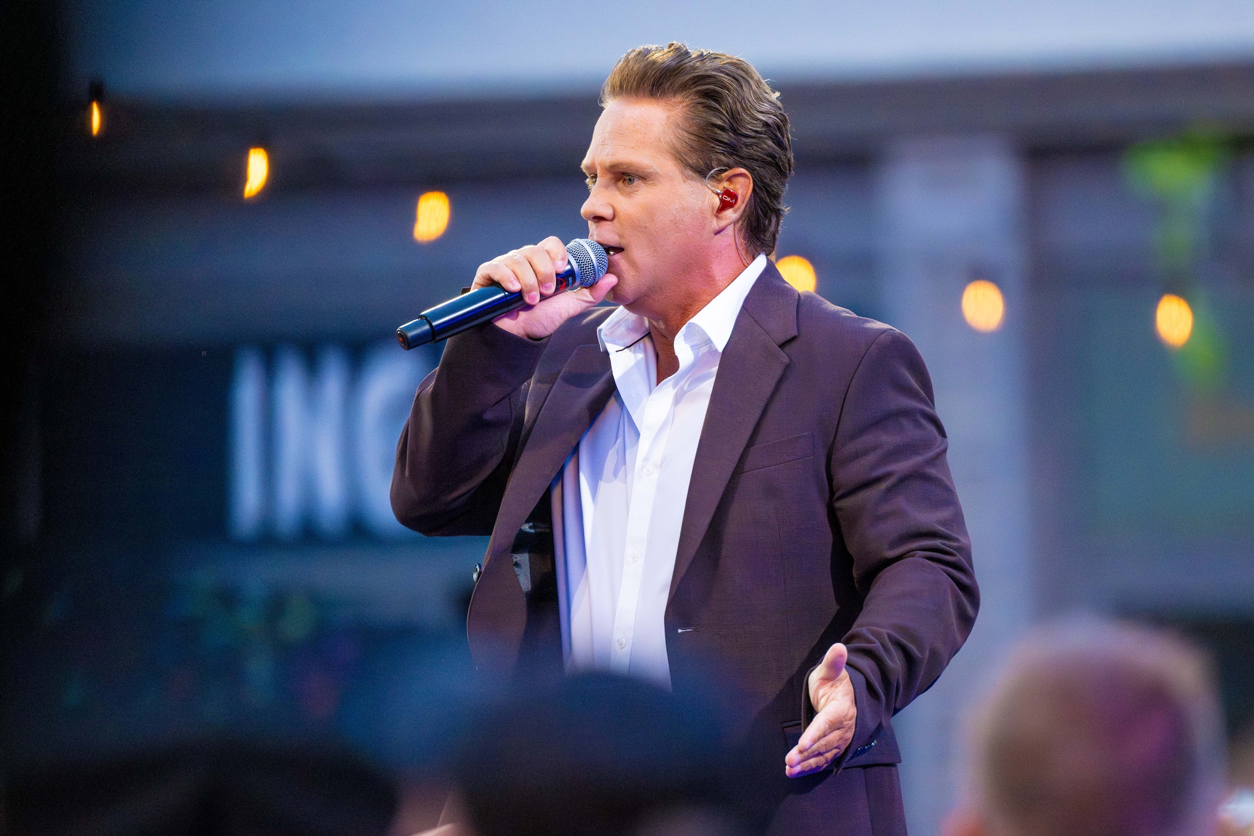 Danny de Munk viert 40-jarig jubileum met show in Concertgebouw | Het ...