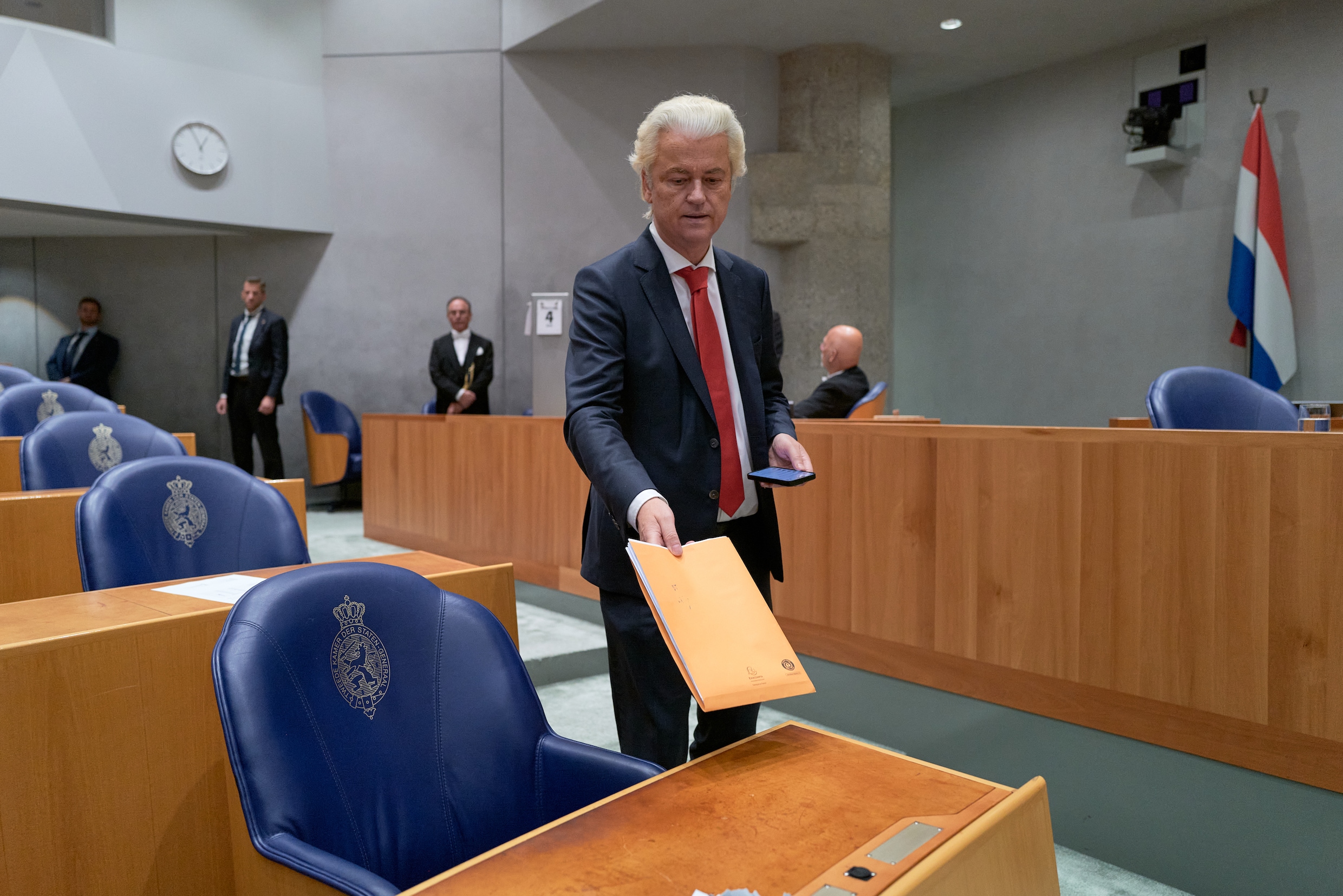 Geert Wilders luistert alleen naar de kiezer en verder naar niemand ...