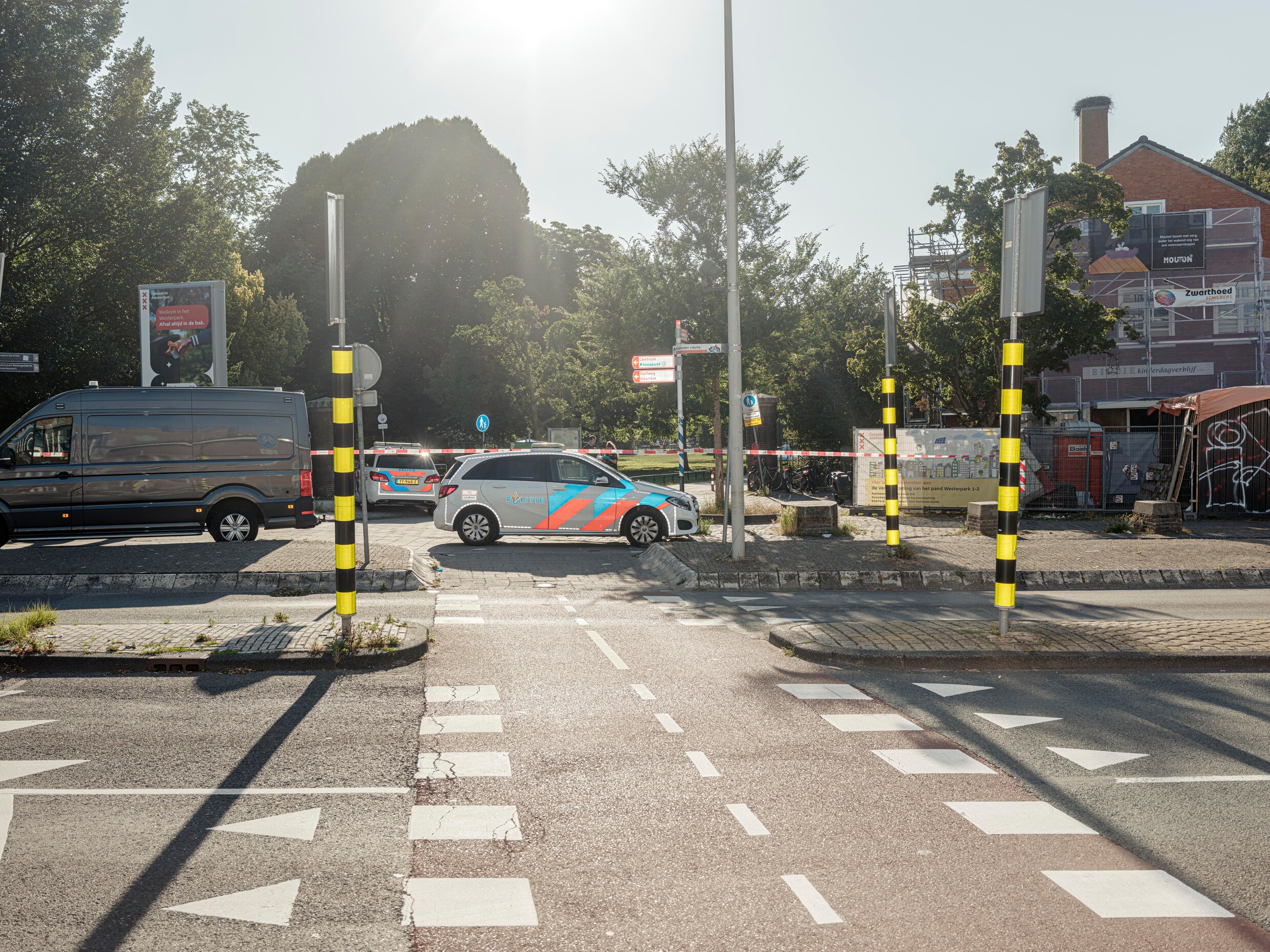 Schoten gelost in Westerpark, politie zoekt verdachte | Het Parool