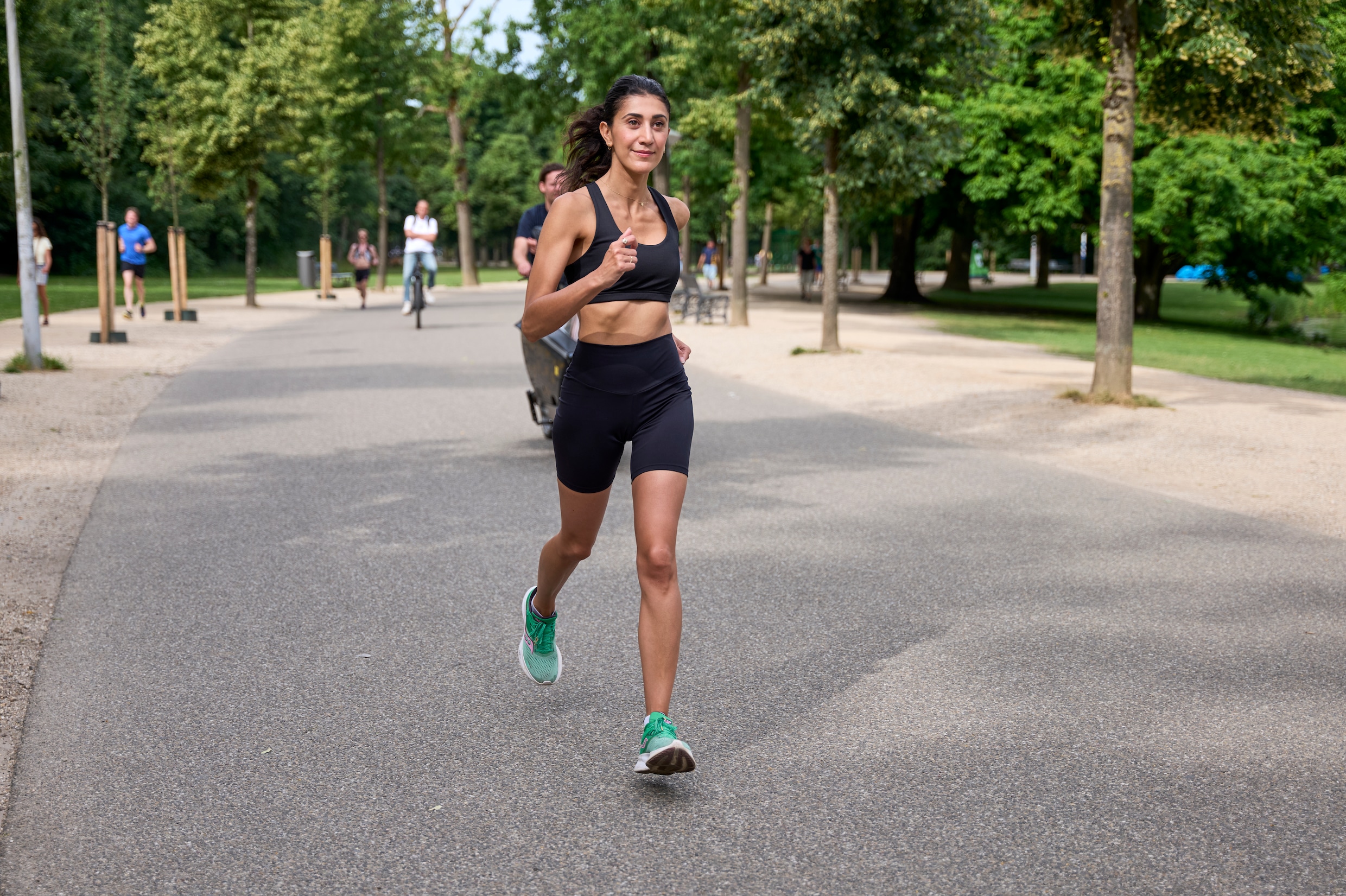 Deze vrouwen blijven hardlopen in Amsterdam, ondanks jongeren die ...