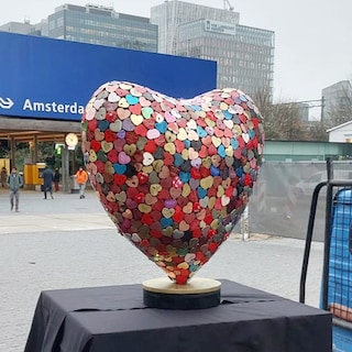 Stolen love lock artwork returned to creator after a year: ‘I am the happiest person in the world’