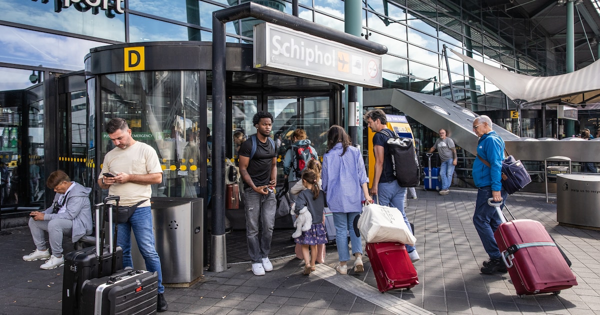 IT-storing op drukste dag van het jaar op Schiphol: veel vertragingen, maar chaos blijft uit