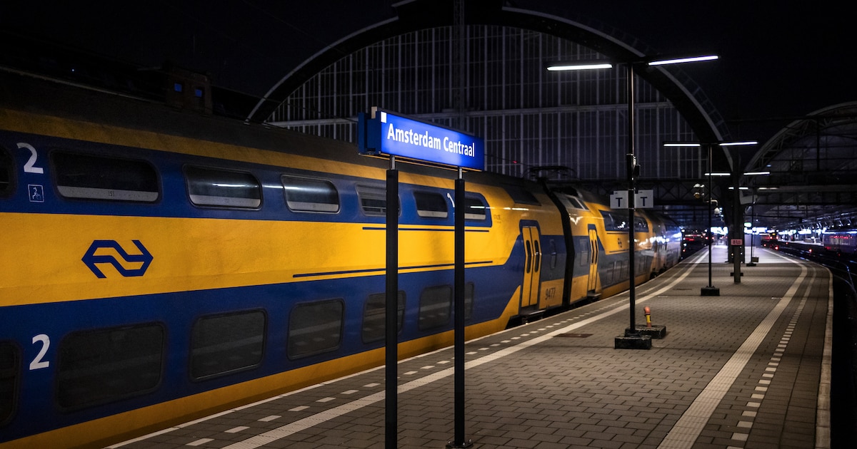 Treinverkeer tussen Amsterdam Centraal en Sloterdijk weer opgestart na ...