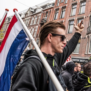 ‘Bestuurders moeten zich juist wel uitspreken tegen extreemr