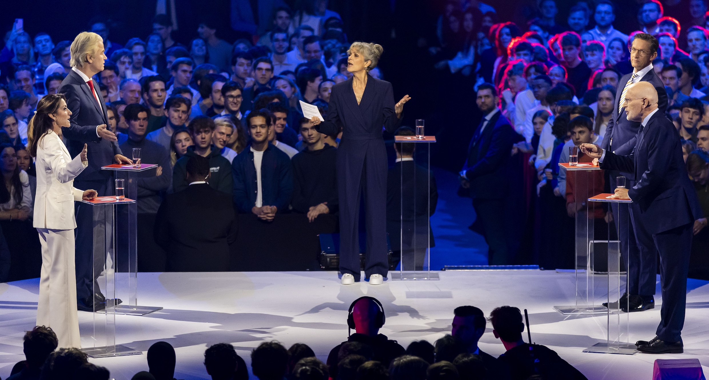 Lijsttrekkers Dilan Yesilgöz (VVD), Geert Wilders (PVV), Joost Eerdmans (Ja21) en Frans Timmermans (GroenLinks-PvdA) tijdens het EenVandaag Verkiezingsdebat.
