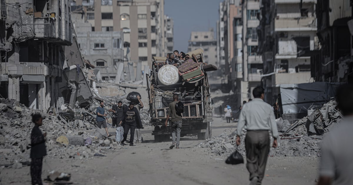 Israël kondigt per direct ‘krachtige aanvallen’ op Gaza aan, getuigen melden minstens drie luchtaanv