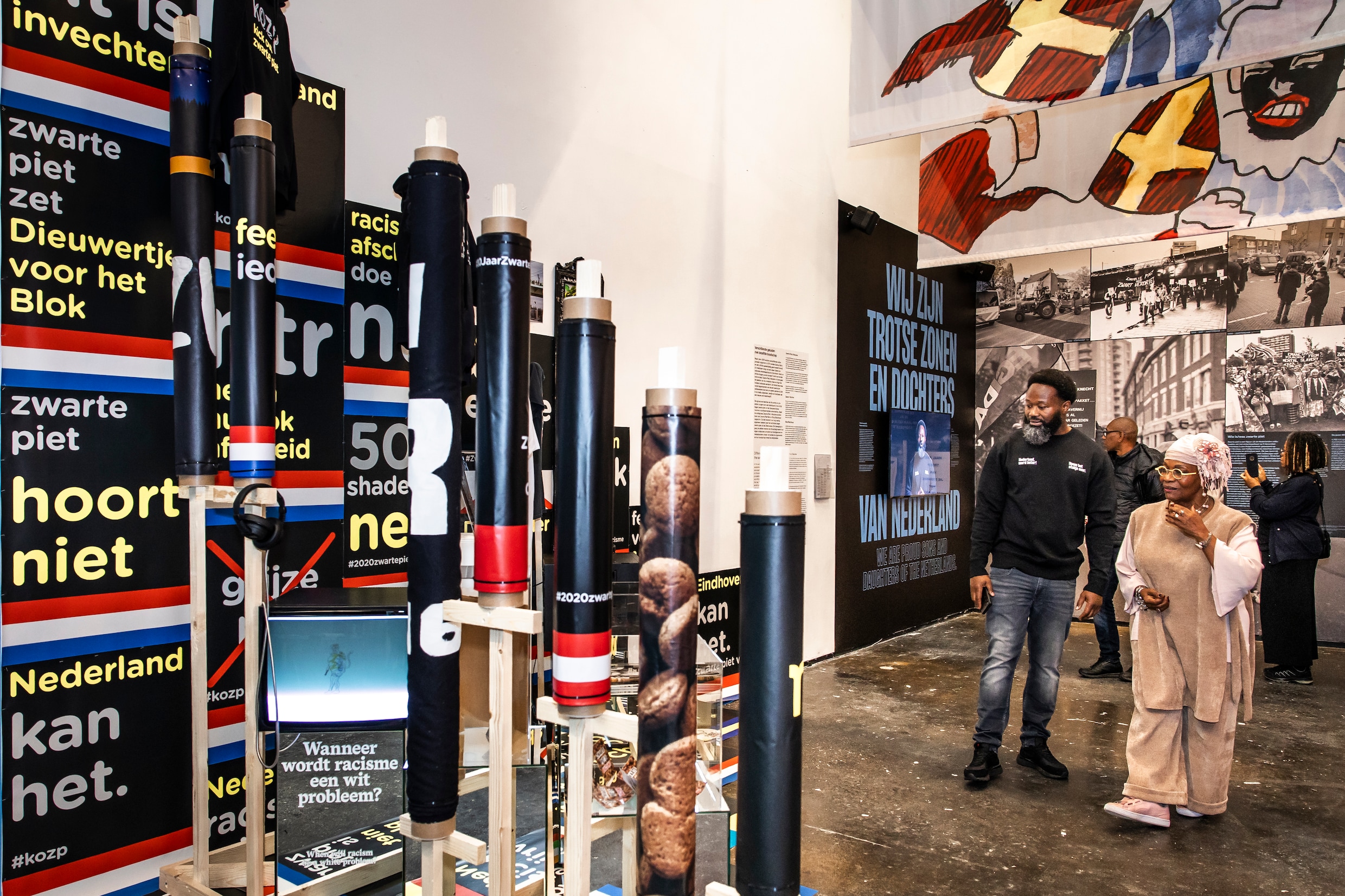 Expositie NDSM-werf toont 15 jaar strijd tegen Zwarte Piet: ‘Nederland ...