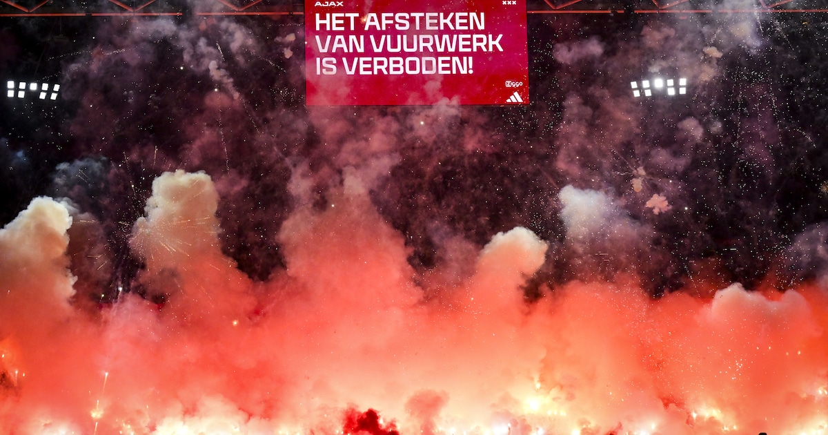 Een nooddeur werd ingetrapt, een bestorming door 150 man: zo legden hooligans van de ‘5th’ de wedstr