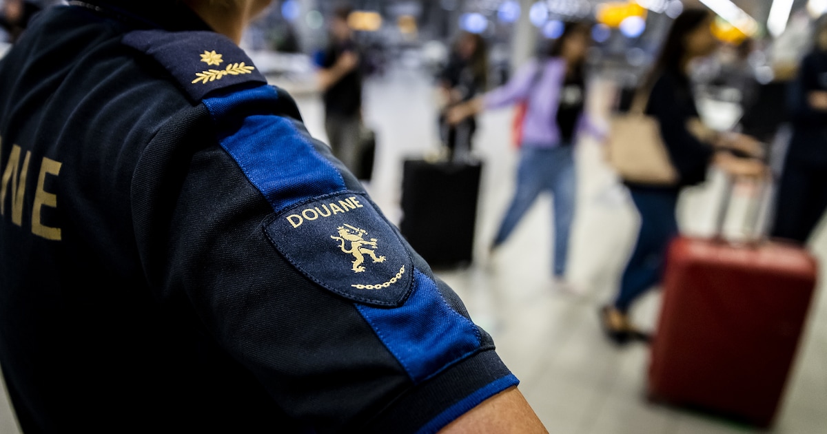 Rechters geven drugskoeriers Schiphol lagere straffen, uit protest