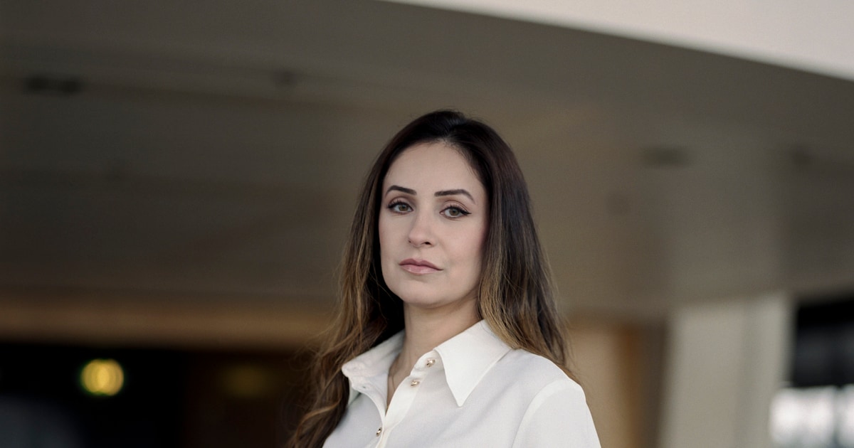 Nadia (43) probeert al 9 jaar haar ontvoerde dochter Insiya terug te ...