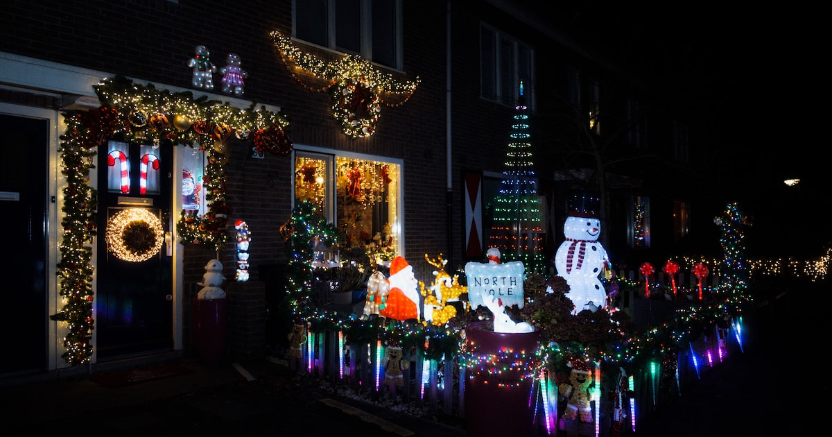 5 indrukwekkende huizen met kerstversiering in Tuindorp Oostzaan