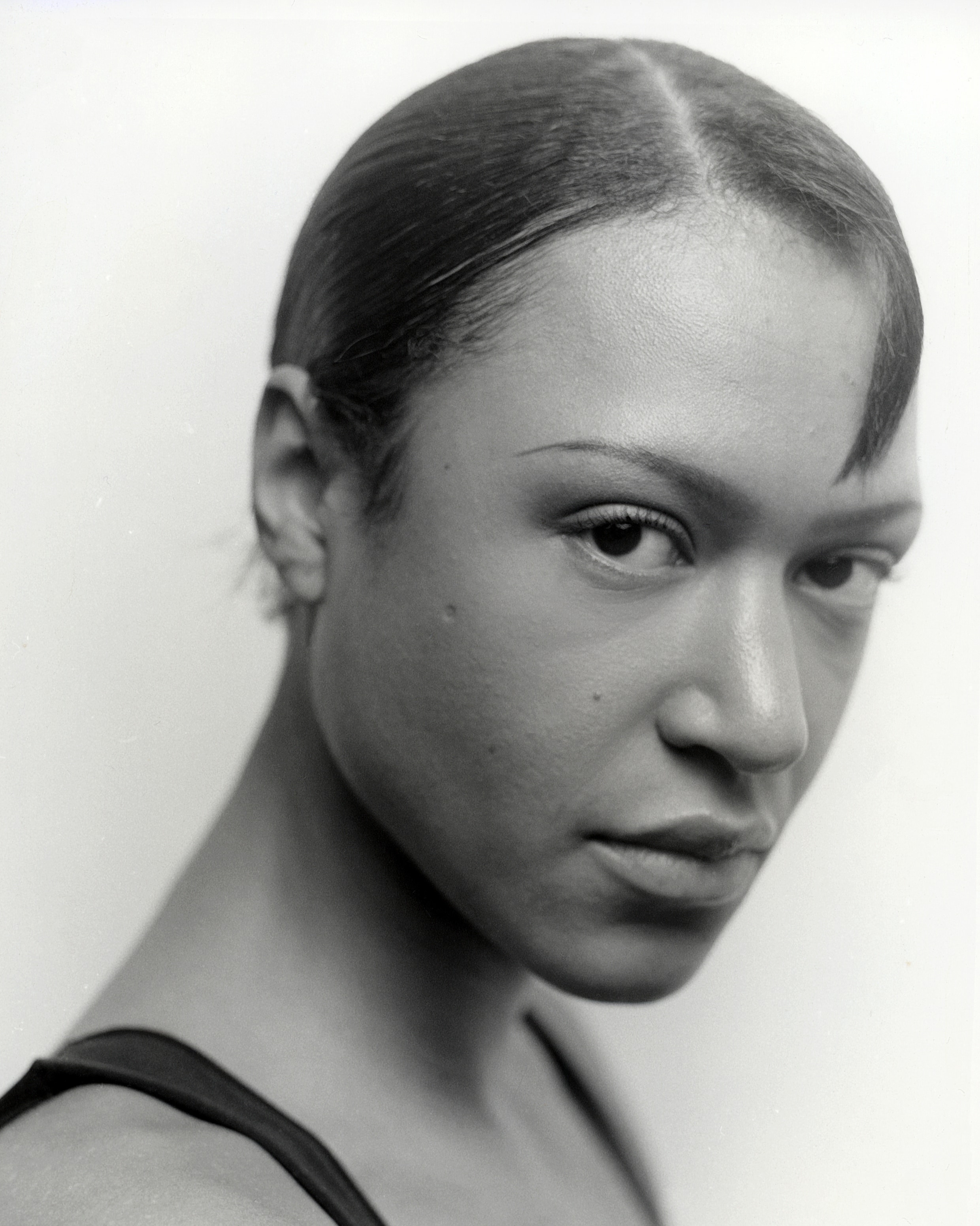 Actrice June Yanez (28) treedt toe tot het ensemble van ITA: ‘Gek hoe ...